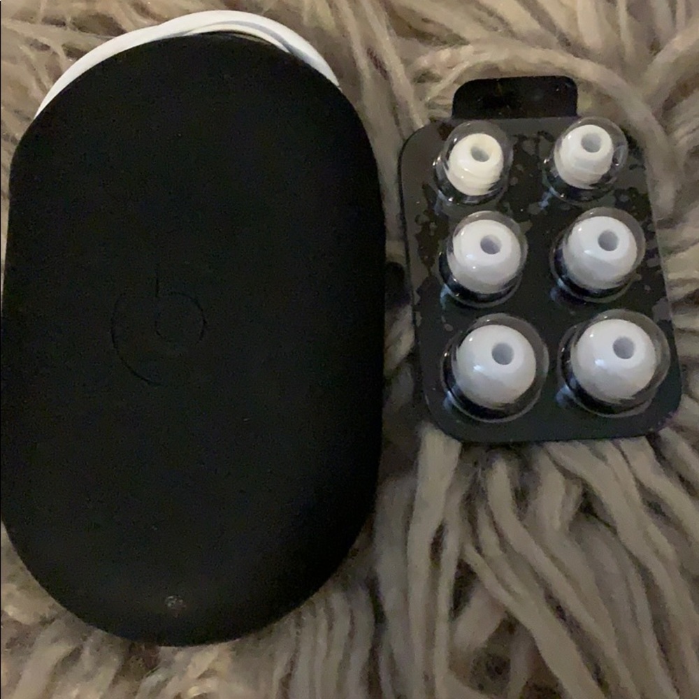 Beats by Dre earbuds